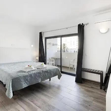 Apartamento Com Piscina Appartement